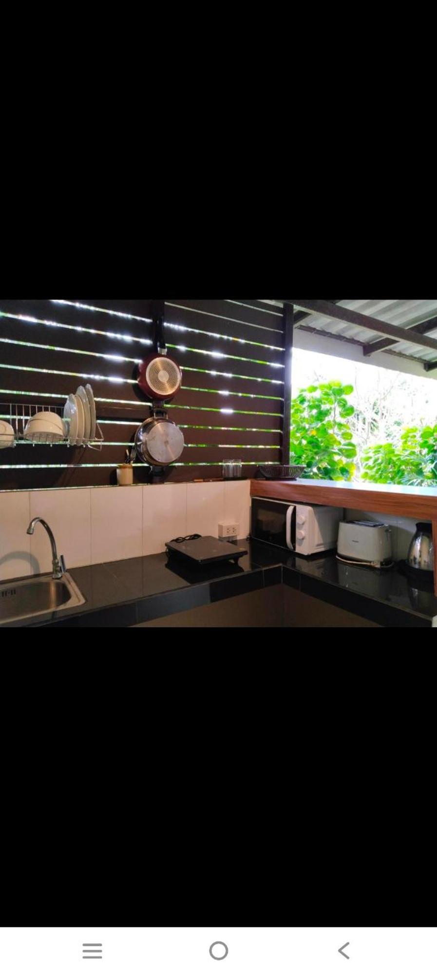 Bang Po Hut Feriested 3*